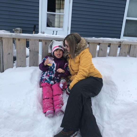 Meet your Posher, Terra - Picture 3 of 3